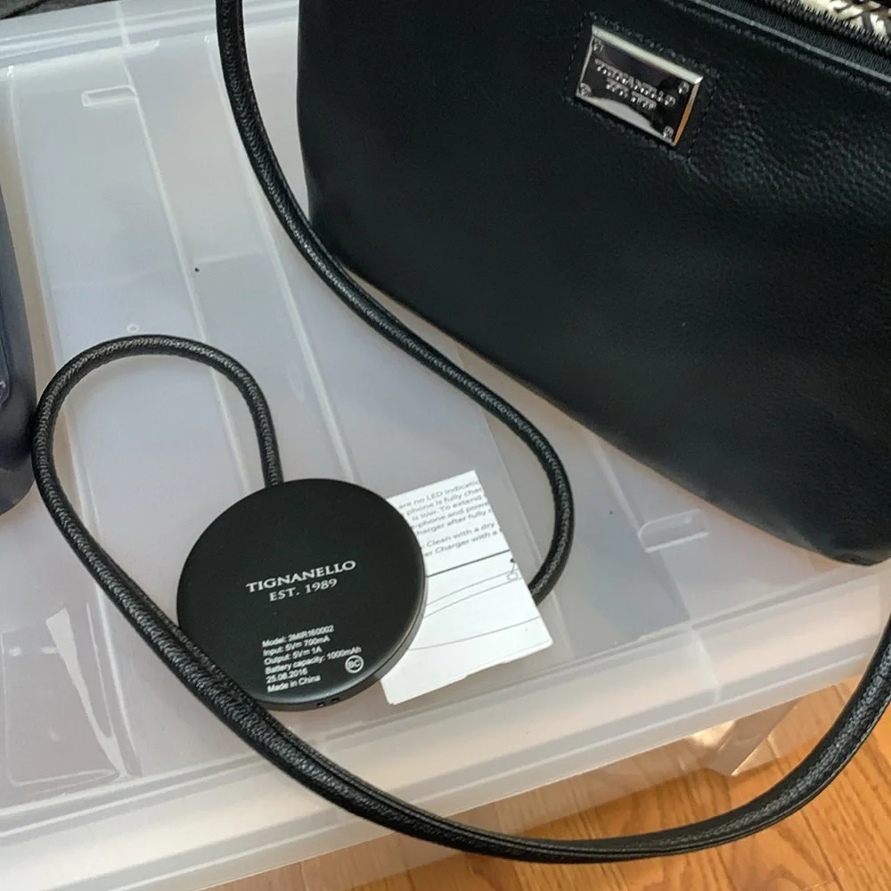 Tignanello black leather crossbody with phone charger and pockets galore . NWOT - Picture 5 of 10
